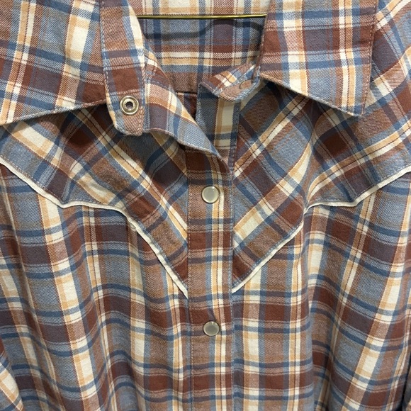 Western Flannel Shirt - Picture 4 of 5